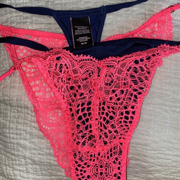 Very Sexy halter key hole bra with matching panty - Picture 5 of 5